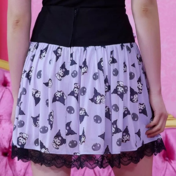 Sanrio Kuromi Mesh Lace-Up Skirt Hot Topic - Picture 2 of 8